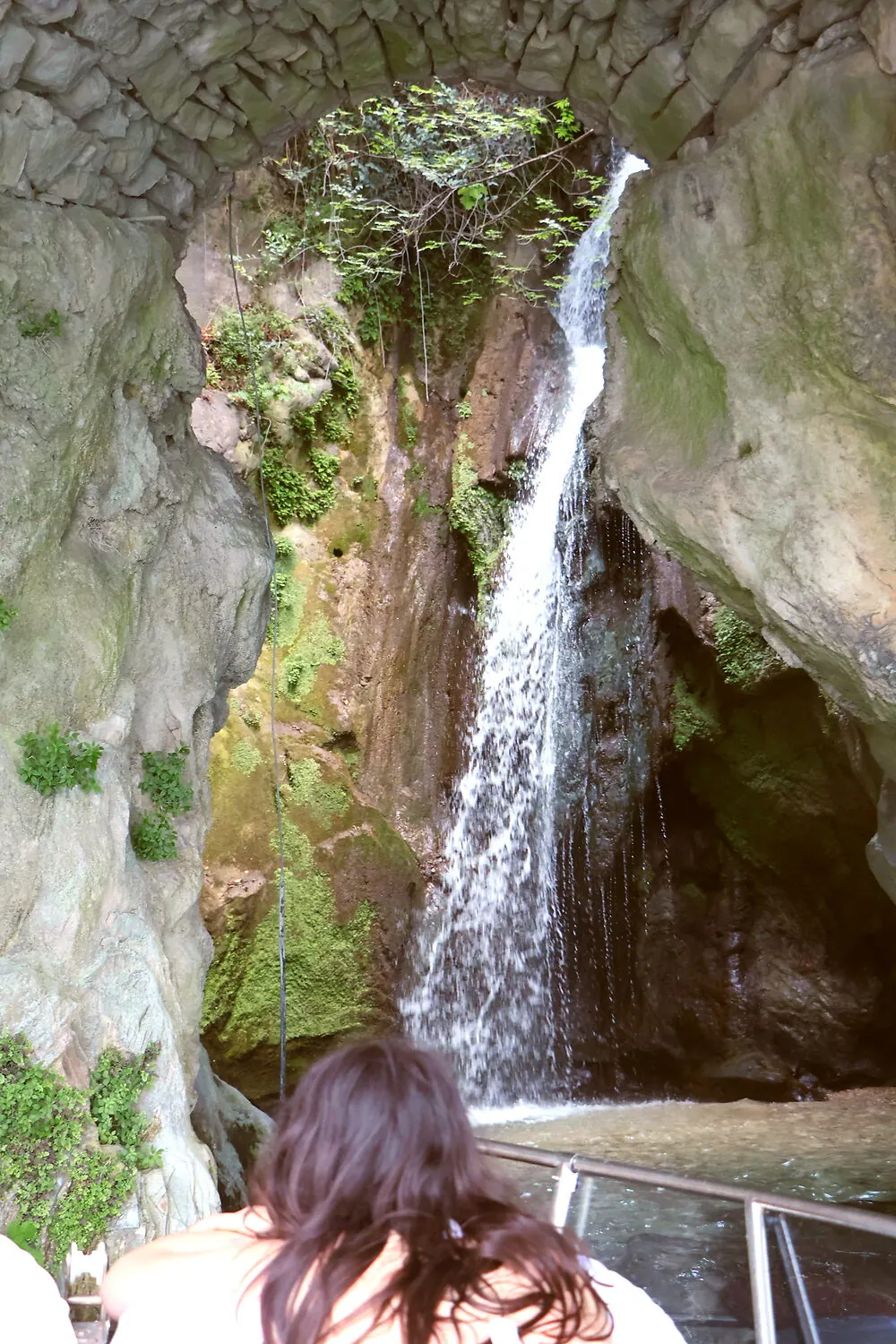 Cascata del Ponale vista dalla barca sul Lago di Garda
